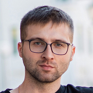 Dmitry — Chess Coach at Savushkin Academy